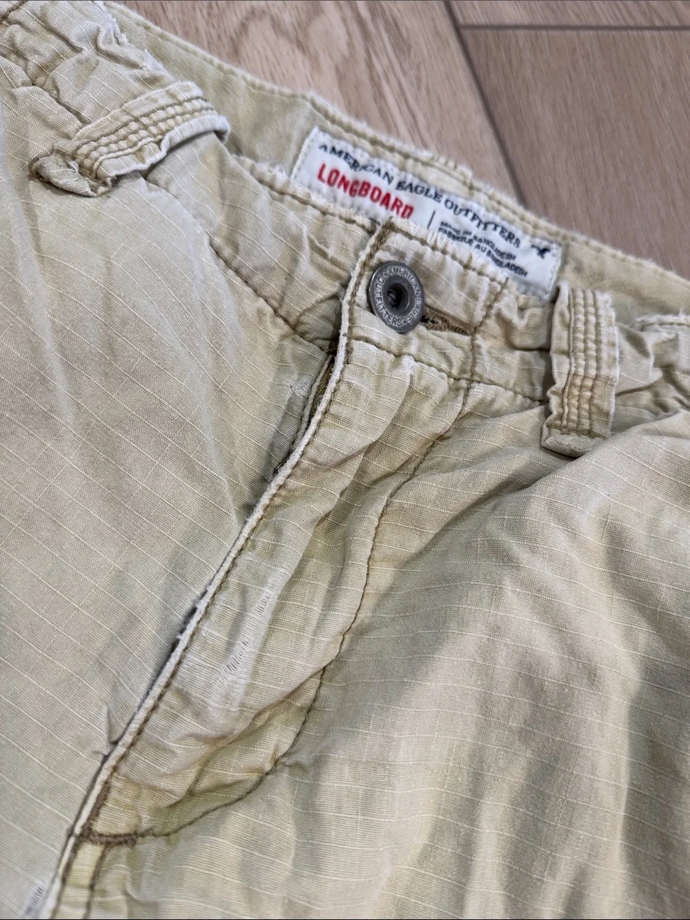 Y2K 90s American Eagle Longboard Cargo Shorts Distressed Size 28